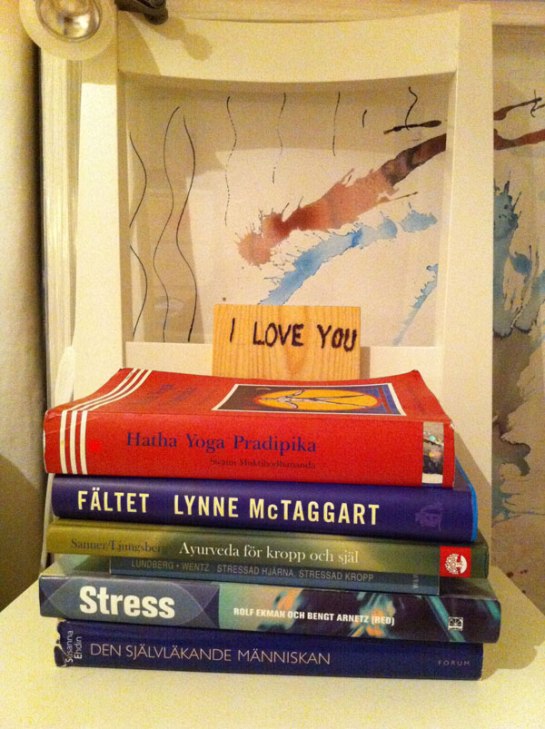 hatha yoga pradipika, fältet, den självläkande människan